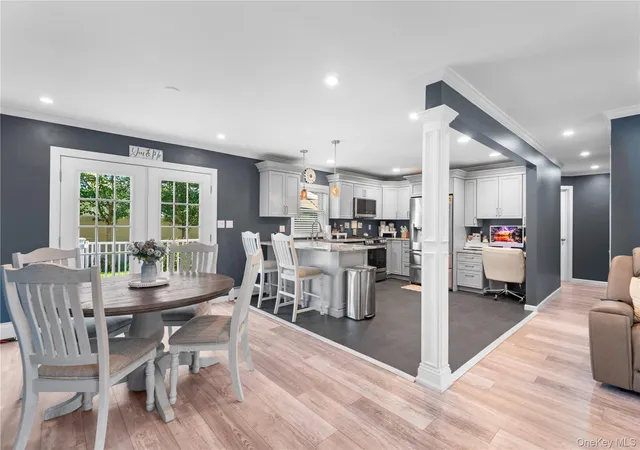 Photo 4 of Single family home for sale at 123 Hiawatha Dr, Islip, NY 11718 | MLS# 1051913 | Listing updated on 2026-09-18