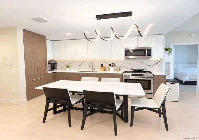 Photo 2 of Condo for sale at 131-01 40th Road #PH3D, New York, NY 11354 | MLS# 1051921 | Listing updated on 2026-09-17