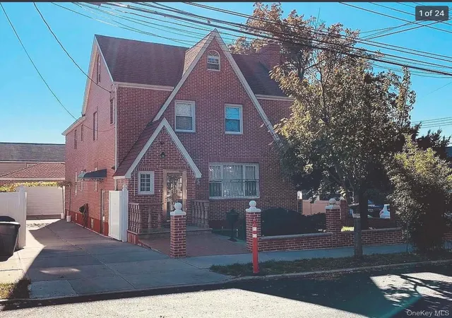 Listing Photo 2 - Condo for sale in building located at 123-04 6th Ave, New York, NY 11356