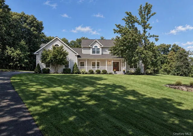 Photo 1 of Single family home for sale at 40 Sandra Ln, Monroe, NY 10950 | MLS# 1051940 | Listing updated on 2026-10-08