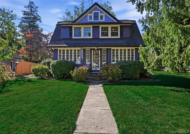 Photo 1 of Single family home for sale at 200 Scudder Ave, Huntington, NY 11768 | MLS# 1051955 | Listing updated on 2026-10-13