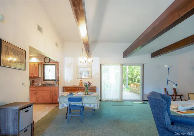 Photo 3 of Single family home for sale at 42 Squires Ave, Southampton, NY 11942 | MLS# 1051964 | Listing updated on 2026-10-07