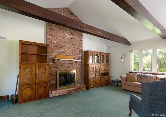 Photo 4 of Single family home for sale at 42 Squires Ave, Southampton, NY 11942 | MLS# 1051964 | Listing updated on 2026-10-07