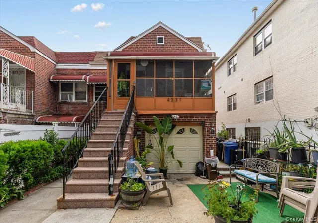 Photo 2 of Multi family home for sale at 4337 Wilder Ave, New York, NY 10466 | MLS# 1051976 | Listing updated on 2026-09-30
