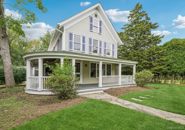 Photo 1 of Single family home for sale at 25105 Main Rd N, Southold, NY 11957 | MLS# 1051989 | Listing updated on 2026-10-03