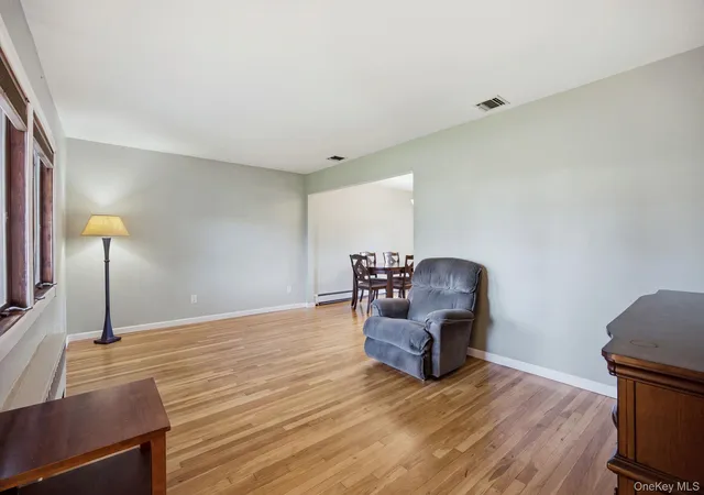 Photo 4 of Single family home for sale at 35 Sheridan St, Huntington, NY 11743 | MLS# 1051996 | Listing updated on 2026-10-26