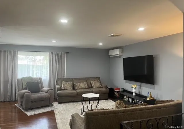 Photo 3 of Single family home for sale at 782 Stewart Ave, Oyster Bay, NY 11714 | MLS# 1052000 | Listing updated on 2026-09-19