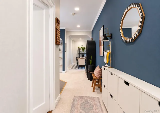 Photo 2 of Condo for sale at 21 Barstow Rd #2D, North Hempstead, NY 11021 | MLS# 1052043 | Listing updated on 2026-09-20