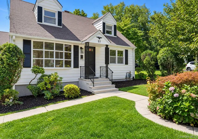 Photo 3 of Single family home for sale at 57 King St, Greenburgh, NY 10522 | MLS# 1052049 | Listing updated on 2026-10-18