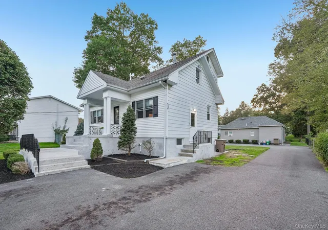 Photo 3 of Multi family home for sale at 120 122 Highway Ave, Clarkstown, NY 10920 | MLS# 1052062 | Listing updated on 2026-09-18