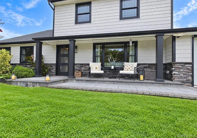 Photo 1 of Single family home for sale at 188 Glen Summer Rd, Islip, NY 11741 | MLS# 1052078 | Listing updated on 2026-09-26