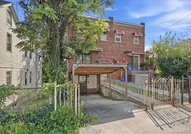 Photo 1 of Single family home for sale at 4814 Murdock Ave, New York, NY 10470 | MLS# 1052084 | Listing updated on 2026-09-20