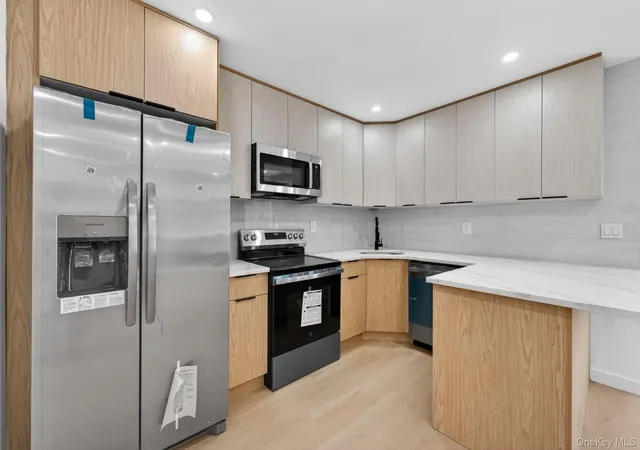 Photo 3 of Multi family home for sale at 511 E 54th Street, New York, NY 11203 | MLS# 1052093 | Listing updated on 2026-09-18