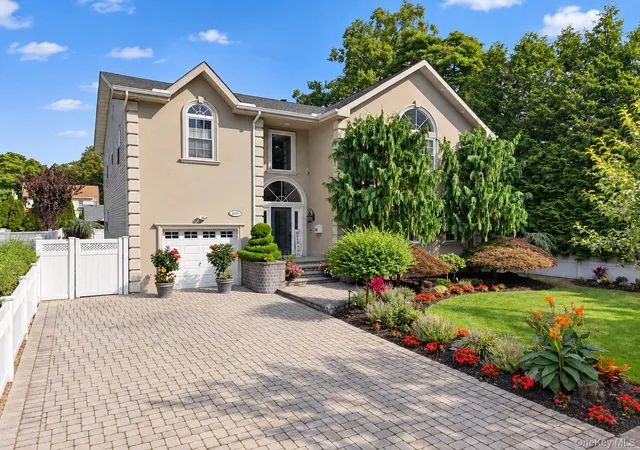 Photo 1 of Single family home for sale at 2021 Decatur Ave, Hempstead, NY 11710 | MLS# 1052125 | Listing updated on 2026-10-08