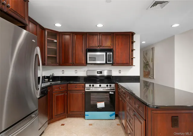 Photo 3 of Condo for sale at 242 Maple Ave #502, North Hempstead, NY 11590 | MLS# 1052133 | Listing updated on 2026-10-28