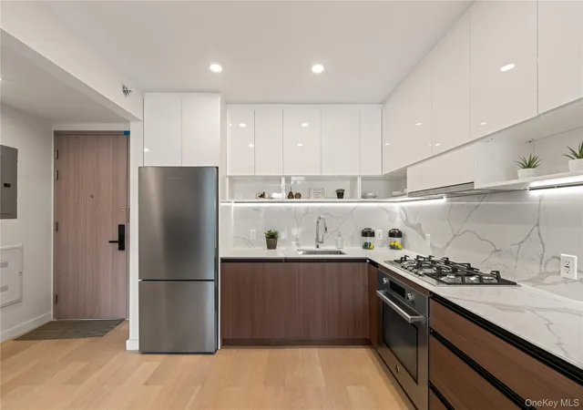 Photo 3 of Sale Pending at 144-49 Northern Blvd #403, New York, NY 11354 | MLS# 1052148 | Listing updated on 2026-09-18