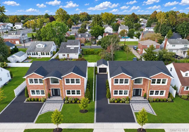 Single family home for sale at 8 Fountain, Oyster Bay, NY 11801 | MLS# 1052149