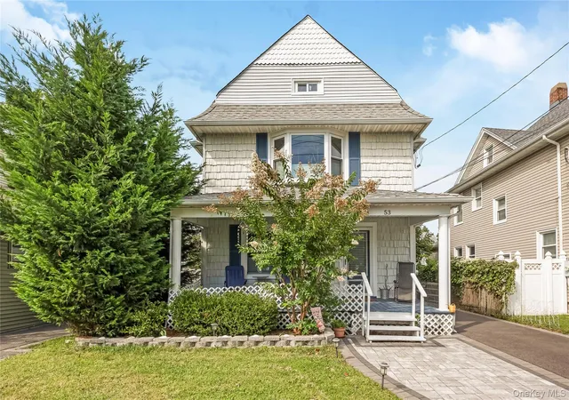 Photo 2 of Single family home for sale at 53 Thorne St, Brookhaven, NY 11772 | MLS# 1052163 | Listing updated on 2026-10-05