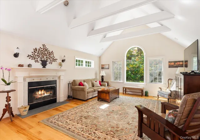 Photo 4 of Single family home for sale at 611 Birdsall Dr, Yorktown, NY 10598 | MLS# 1052174 | Listing updated on 2026-10-22