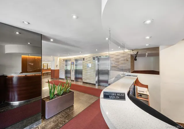 Listing Photo 4 - Condo for sale in building located at 2650 Ocean Pkwy, New York, NY 11235 - Unit #10-L
