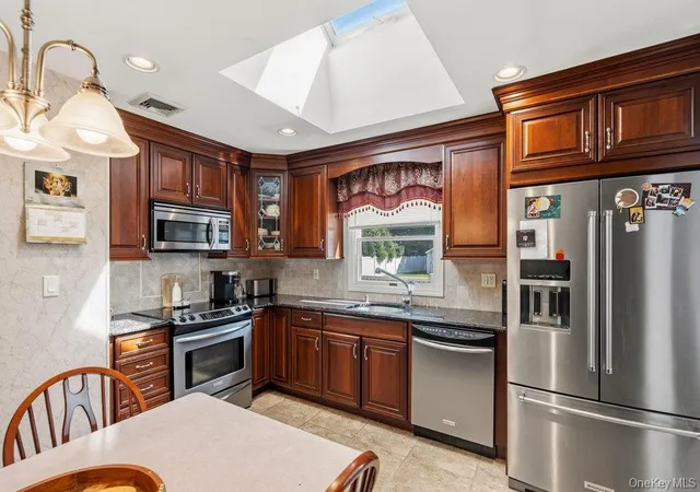 Photo 4 of Single family home for sale at 21 Seusing Blvd, Islip, NY 11779 | MLS# 1052197 | Listing updated on 2026-09-28
