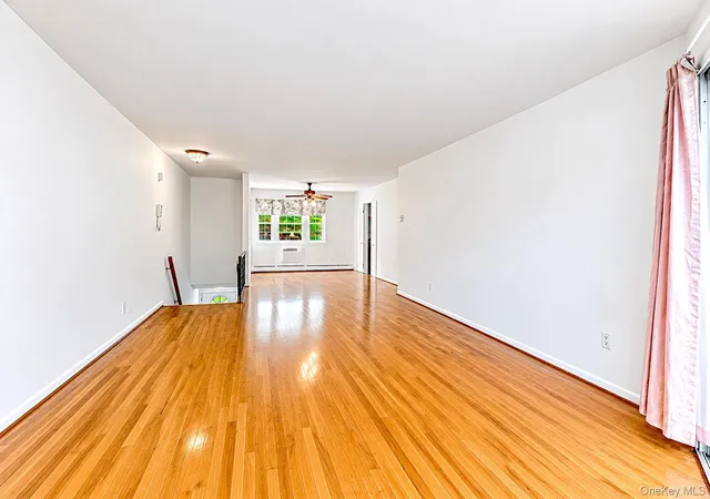 Photo 3 of Condo for sale at 3221 Wilshire Ln #21E, Islip, NY 11769 | MLS# 1052208 | Listing updated on 2026-10-01