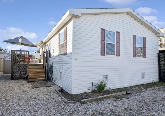 Photo 3 of Condo for sale at 53 Crassen Blvd #32 Harbor Rd., East Hampton, NY 11930 | MLS# 1052242 | Listing updated on 2026-09-19