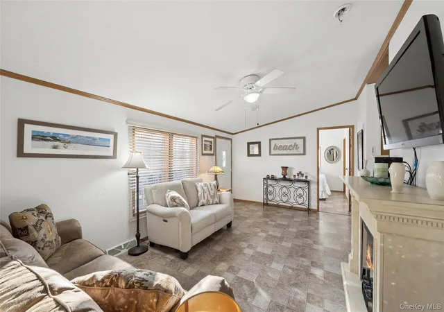 Listing Photo 5 - Condo for sale in building located at 53 Crassen Blvd, East Hampton, NY 11930 - Unit #32 Harbor Rd.