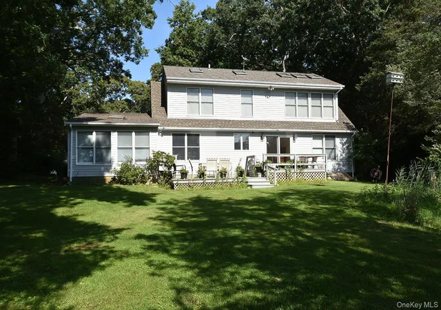 Photo 3 of Single family home for sale at 55 Leafy Way, Riverhead, NY 11931 | MLS# 1052245 | Listing updated on 2026-10-03