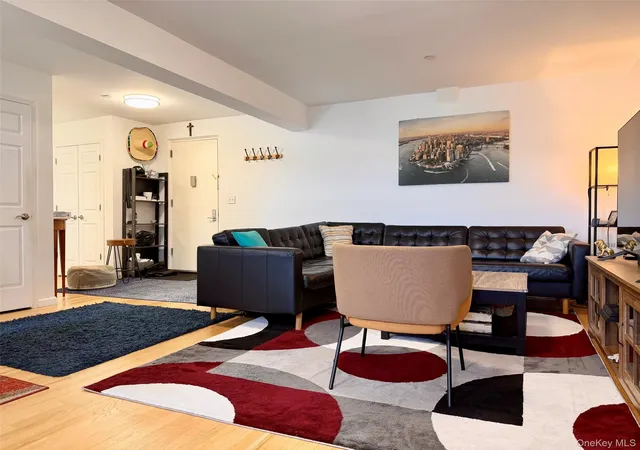 Photo 3 of Condo for sale at 1 Hawley Ter #5J, Yonkers, NY 10701 | MLS# 1052258 | Listing updated on 2026-09-18