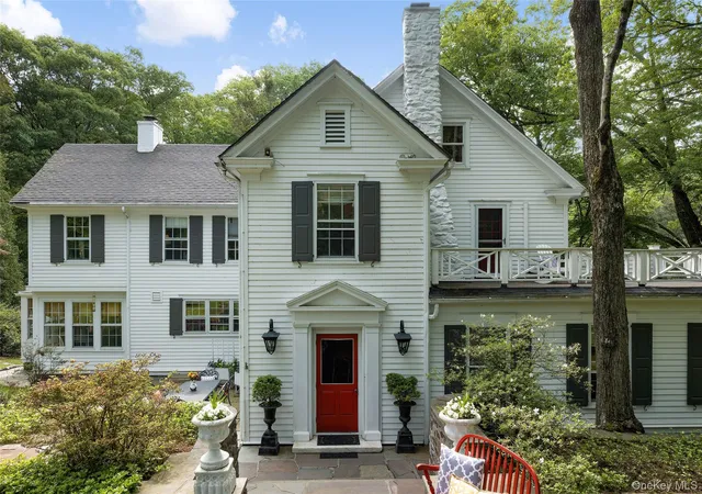 Photo 1 of Mansion for sale at 2125 Quaker Ridge Rd, Cortlandt, NY 10520 | MLS# 1052259 | Listing updated on 2026-10-21