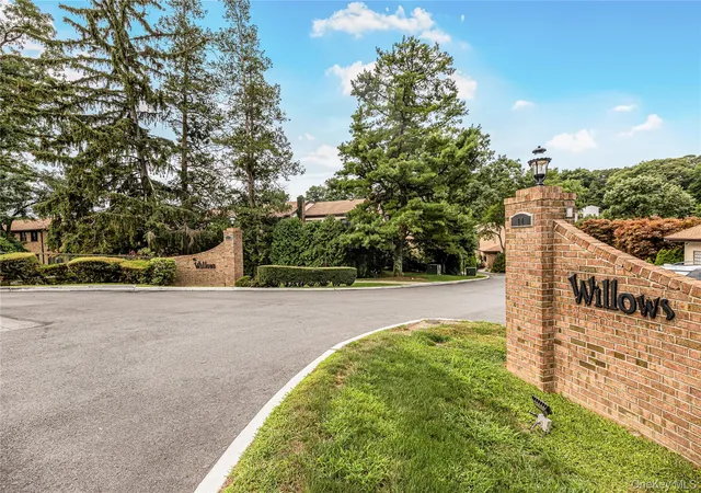 Photo 3 of Condo for sale at 11 Jackson Ave #27, Yonkers, NY 10583 | MLS# 1052295 | Listing updated on 2026-09-18