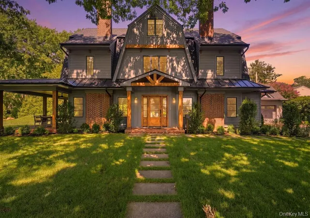 Photo 3 of Single family home for sale at 55 Washington Ave, Hempstead, NY 11530 | MLS# 1052296 | Listing updated on 2026-09-23