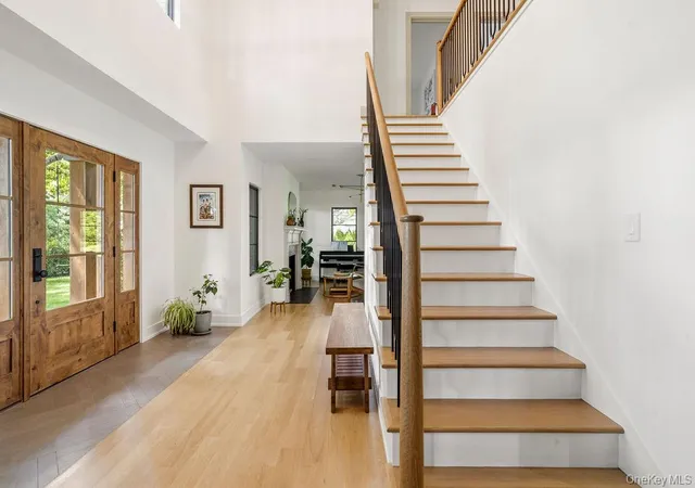 Photo 4 of Single family home for sale at 55 Washington Ave, Hempstead, NY 11530 | MLS# 1052296 | Listing updated on 2026-09-23