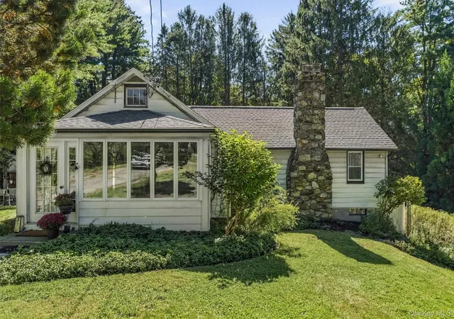 Photo 2 of Single family home for sale at 136 Bundy Hl Rd, Pawling, NY 12531 | MLS# 1052304 | Listing updated on 2026-09-19