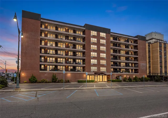 Photo 1 of Condo for sale at 1 E Broadway #3D, Long Beach, NY 11561 | MLS# 1052321 | Listing updated on 2026-10-08