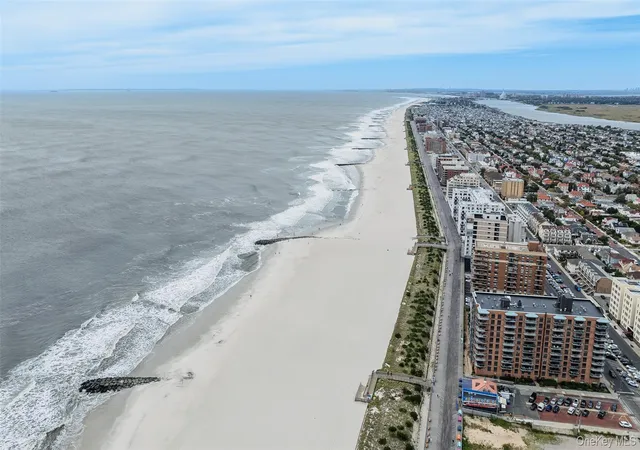 Photo 2 of Condo for sale at 1 E Broadway #3D, Long Beach, NY 11561 | MLS# 1052321 | Listing updated on 2026-10-08