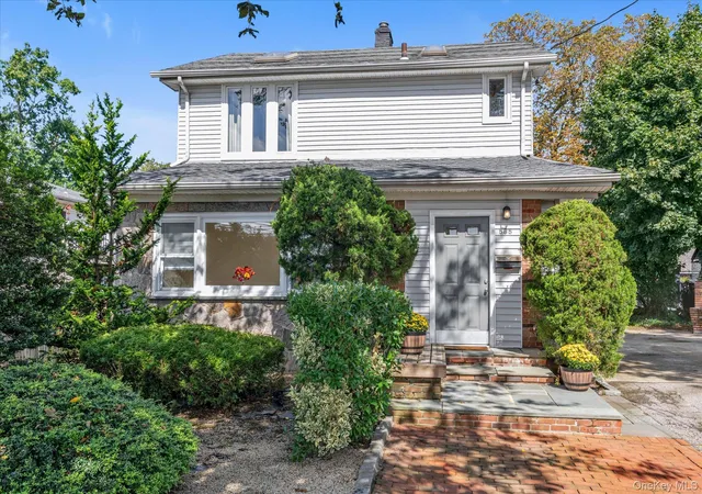 Photo 1 of Sale Pending at 585 Seaman Ave, Hempstead, NY 11510 | MLS# 1052332 | Listing updated on 2026-10-05