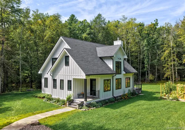 Photo 1 of Single family home for sale at 21 Rowley Rd, Lumberland, NY 12732 | MLS# 1052338 | Listing updated on 2026-09-25
