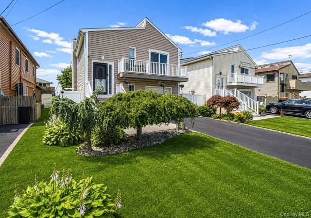 Single family home for sale at 32 Yacht Clb Rd, Babylon, NY 11702 | MLS# 1052342