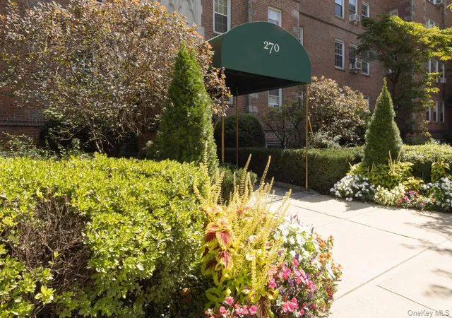 Photo 1 of House for sale at 270 Bronxville Rd #A51, Yonkers, NY 10708 | MLS# 1052362 | Listing updated on 2026-10-06