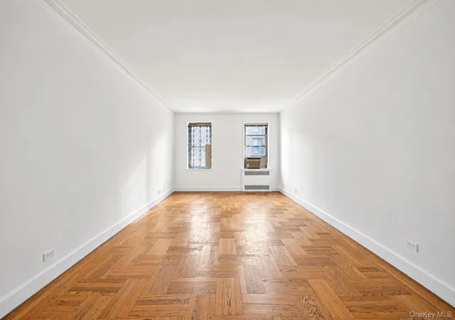 Photo 2 of Condo for sale at 2190 Boston Rd #E, New York, NY 10462 | MLS# 1052363 | Listing updated on 2026-09-18