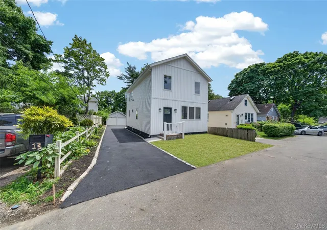 Single family home for sale at 15 Grand Pl, Huntington, NY 11746 | MLS# 1052368