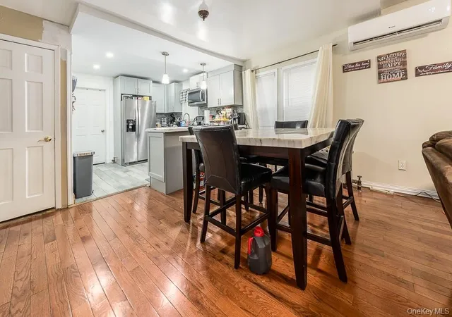 Photo 4 of Single family home for sale at 9917 215th Street, New York, NY 11429 | MLS# 1052377 | Listing updated on 2026-09-18