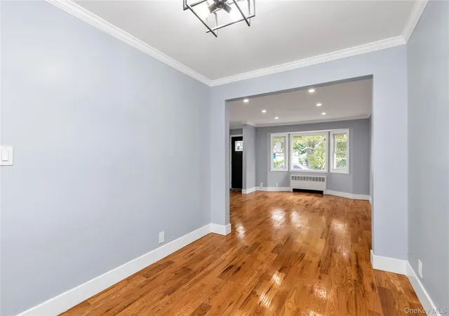 Photo 3 of Single family home for sale at 271 Sherman St, North Hempstead, NY 11590 | MLS# 1052401 | Listing updated on 2026-09-26