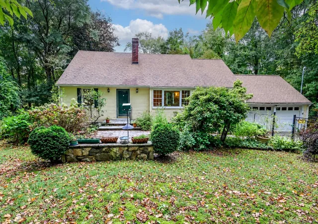Single family home for sale at 6 David Dr, North Salem, NY 10560 | MLS# 1052440