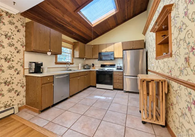 Photo 2 of Single family home for sale at 124 Ridge Rd, Brookhaven, NY 11961 | MLS# 1052446 | Listing updated on 2026-09-18