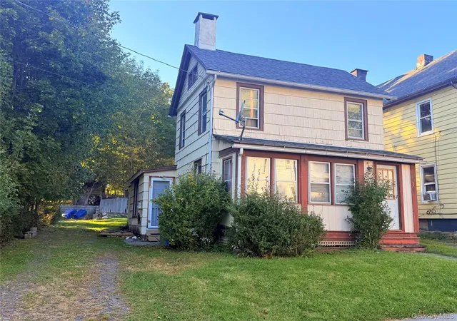 Photo 1 of Single family home for sale at 7 Harding St, Middletown, NY 10940 | MLS# 1052461 | Listing updated on 2026-10-13