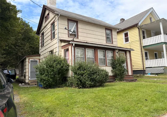 Photo 2 of Single family home for sale at 7 Harding St, Middletown, NY 10940 | MLS# 1052461 | Listing updated on 2026-09-30
