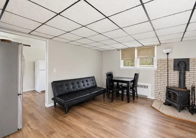 Photo 3 of Sale Pending at 162 Parkwood Dr, Brookhaven, NY 11967 | MLS# 1052489 | Listing updated on 2026-09-25